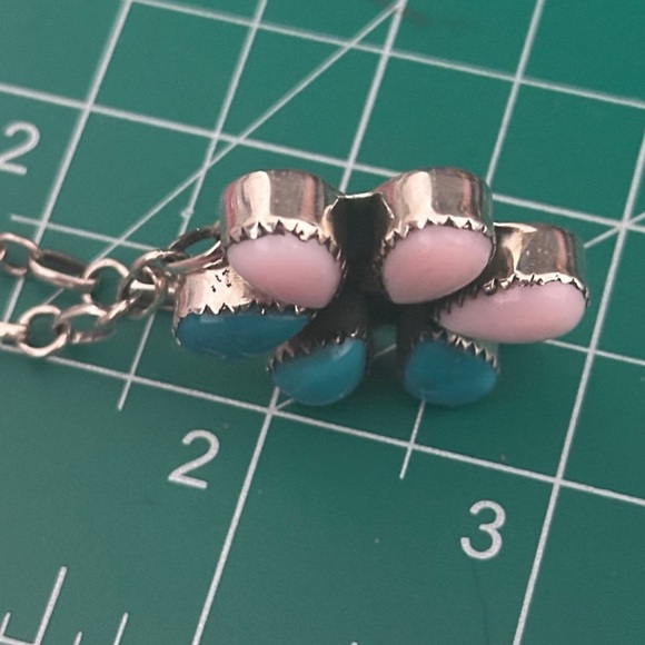 Turquoise pink conch southwestern sterling silver choker necklace - Picture 11 of 16